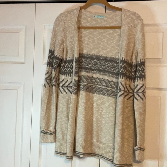 Maurices Open Front Cream Gray  Cardigan Medium - Picture 1 of 6